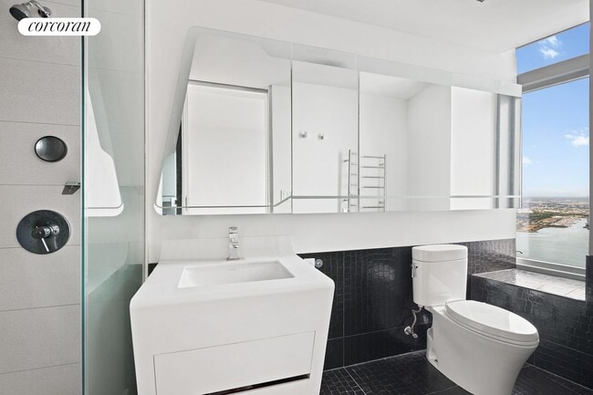 Photo - 123 Washington St