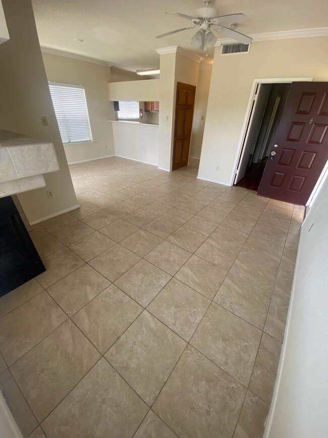 Building Photo - 7900 Bissonnet St Unit C7 Rental