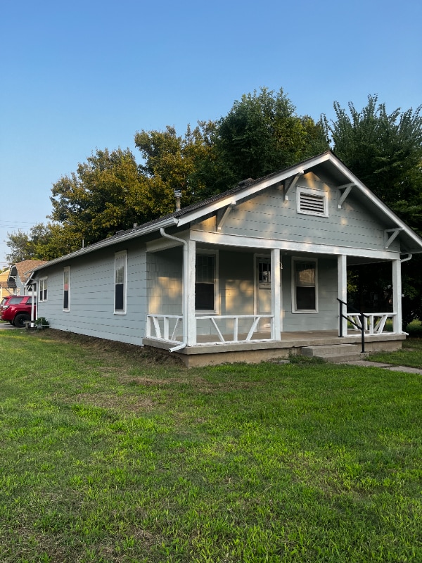 Photo - 623 N F St House