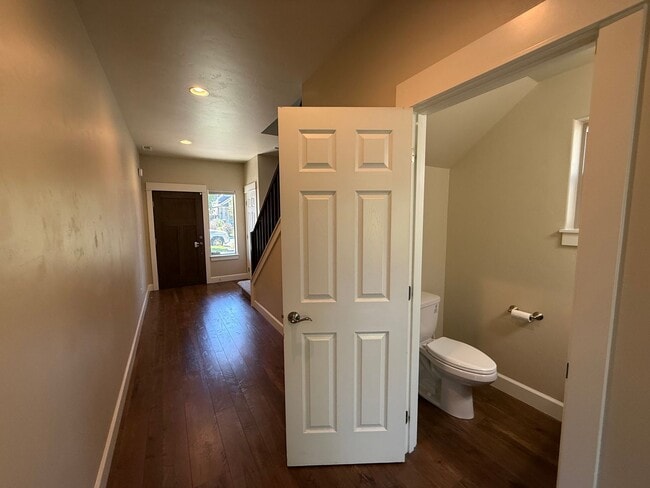 Photo - 3120 NE Marea Dr
