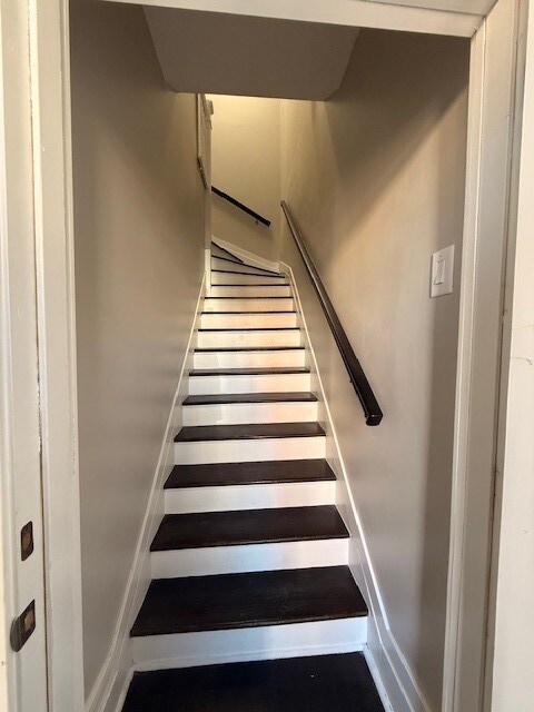 Photo - 3651 W Grenshaw St Unit 02