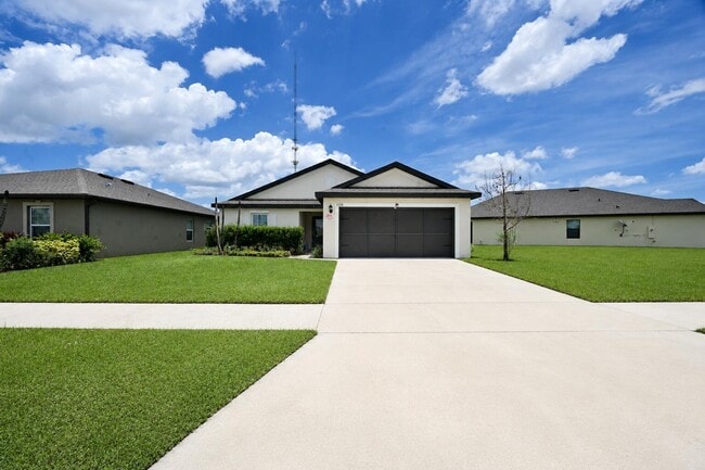 Building Photo - 5318 Imagination Dr