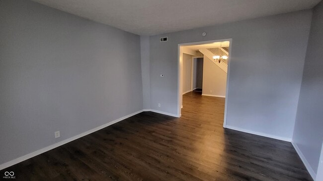 Photo - 655 Birch Ave