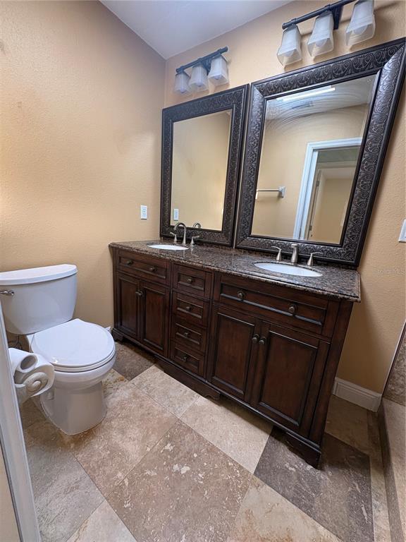 Photo - 218 Lewis Blvd SE