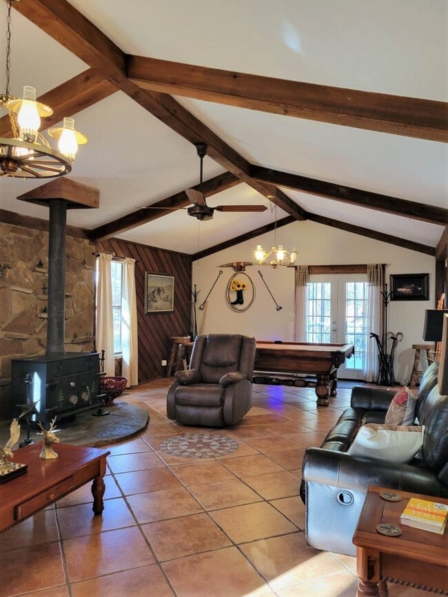 Photo - 308-310 Brady Canyon Rd