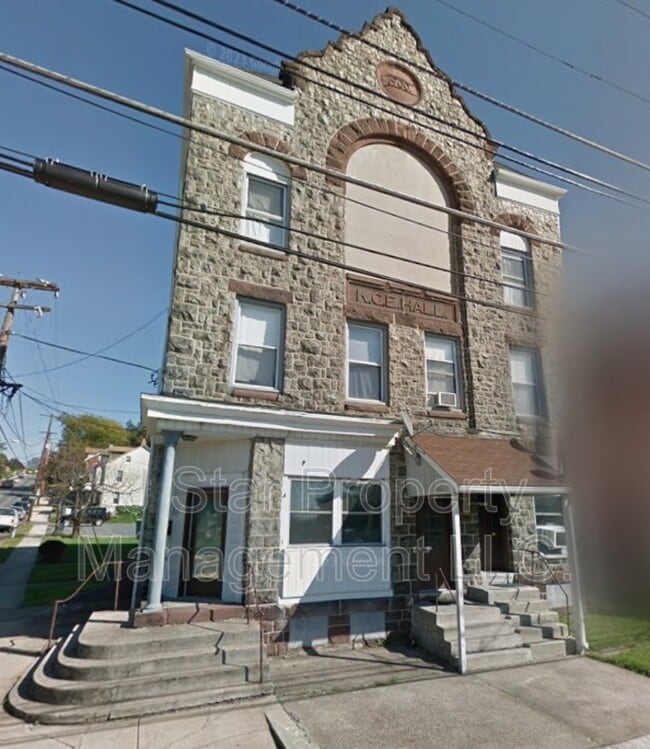 Building Photo - 2851 Kutztown Rd Unit 3