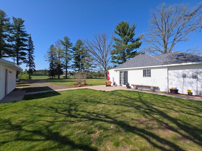 Photo - W228 Peters Rd