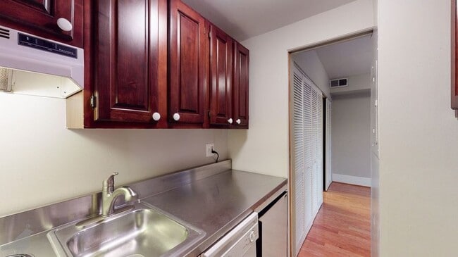 Photo - 2032 16th St NW Unit 1