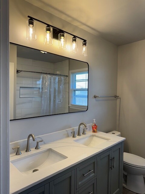 Photo - 109 W Ford Ave House