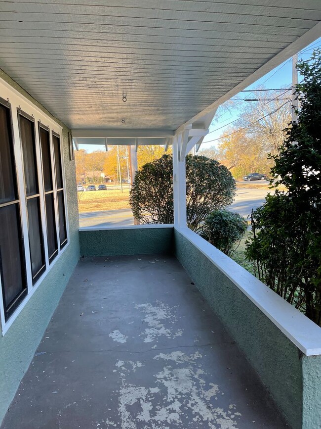 Photo - Charming 2br/1ba