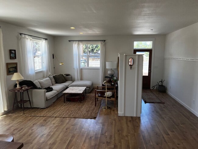 Photo - 20655 Cooley Rd