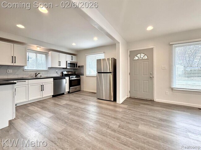 Photo - 13231 Albany St