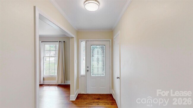 Photo - 6821 View Way Dr