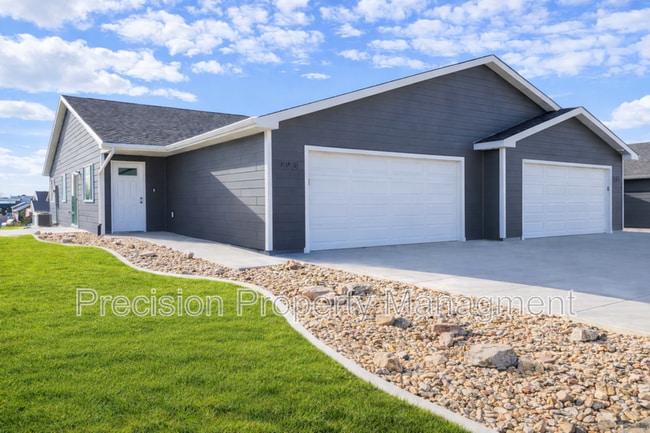 Building Photo - 591 Westwind Rd