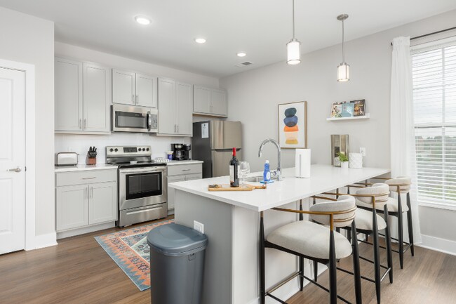 Photo - 65 S Washington Ave Unidad Apt. 428