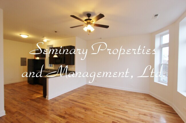 Photo - 4502-04 N Paulina