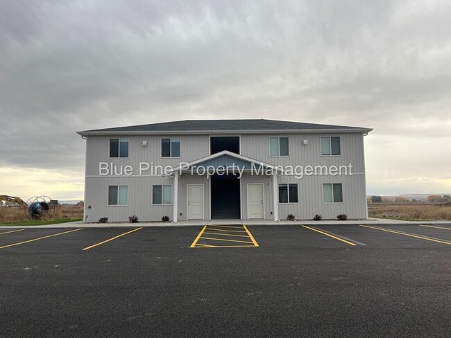 Building Photo - 6322 N Freedom Rd Unit 4 Rental