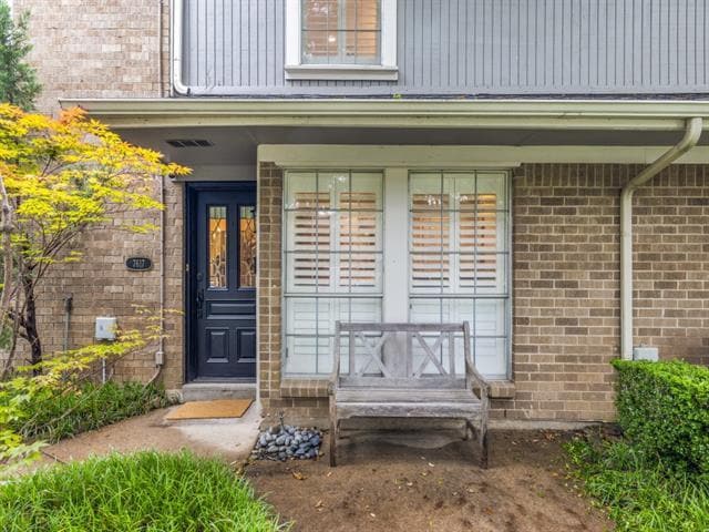 Building Photo - 7617 Riverbrook Dr Unit 14