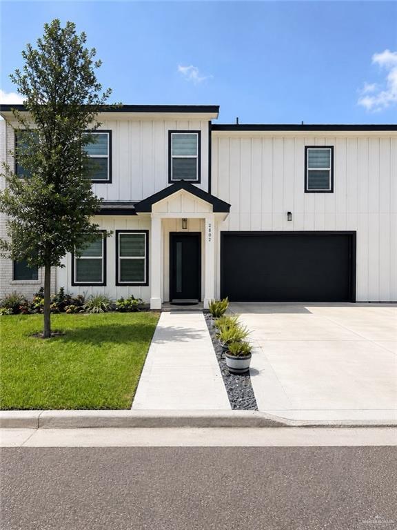 Building Photo - 14 Stablewood