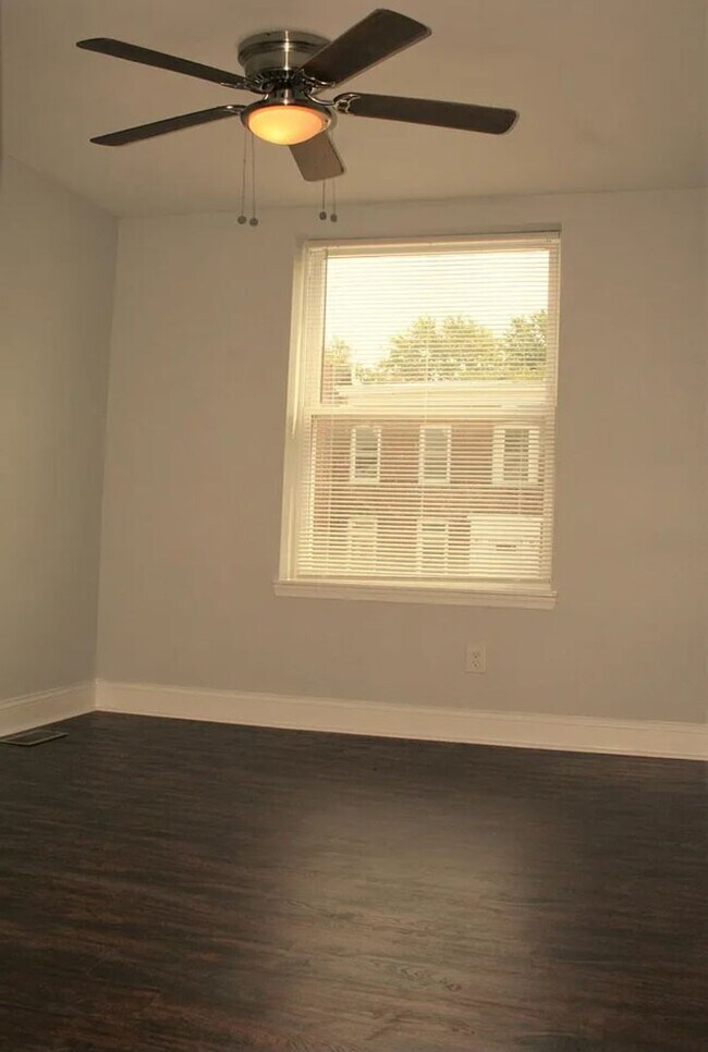 Photo - Spacious 4 Bedroom Home