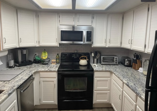 Photo - 2800 Sundown Ln Unit 307