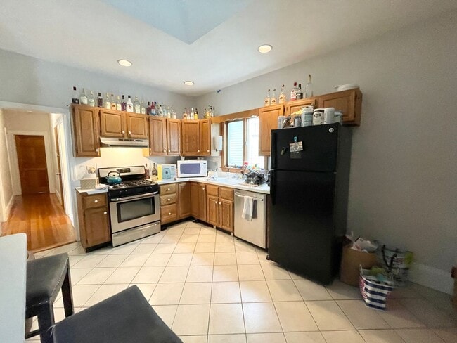 Photo - Top-Floor 4BR w/ Balcony | Mission Hill | Student OK | 9/1