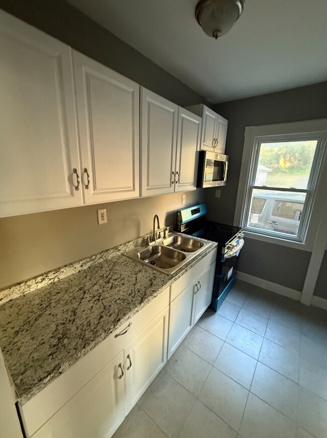Photo - 151 Fairview St Unit 1st Floor