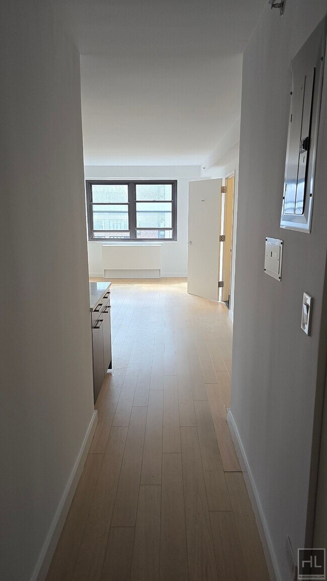 East 39th Street - East 39th Street Apartment Unit 16C