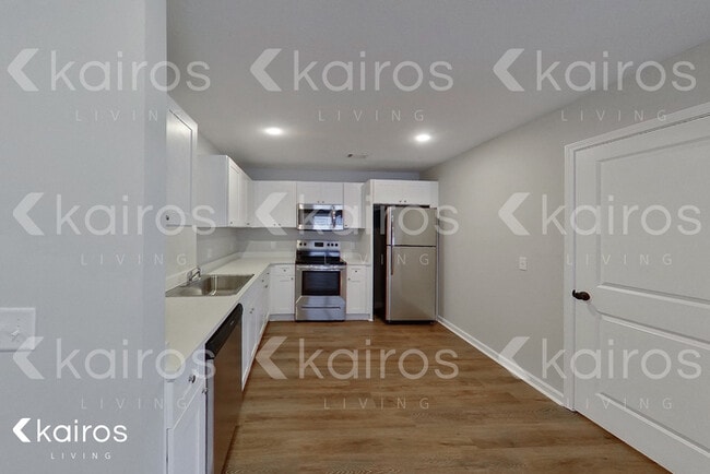 Photo - 108 Cottage Grove Rd