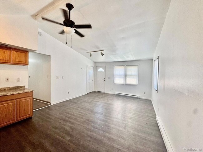 Photo - 219 N Prospect Rd Unit 2