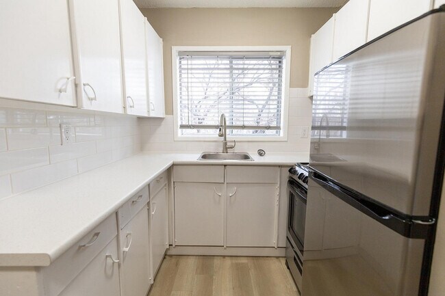 Photo - Elbow Mission Apartments