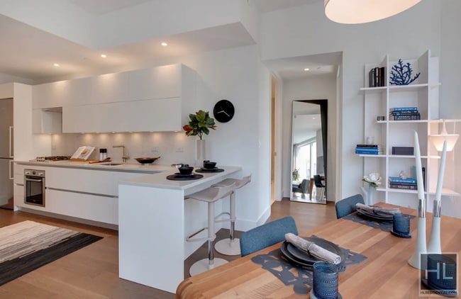 Photo - East 44th Street Unit 40N