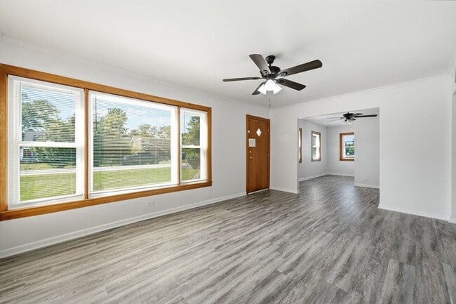 Photo - 829 N Roy Ave