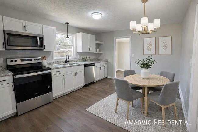 Photo - 5303 Birch Rd