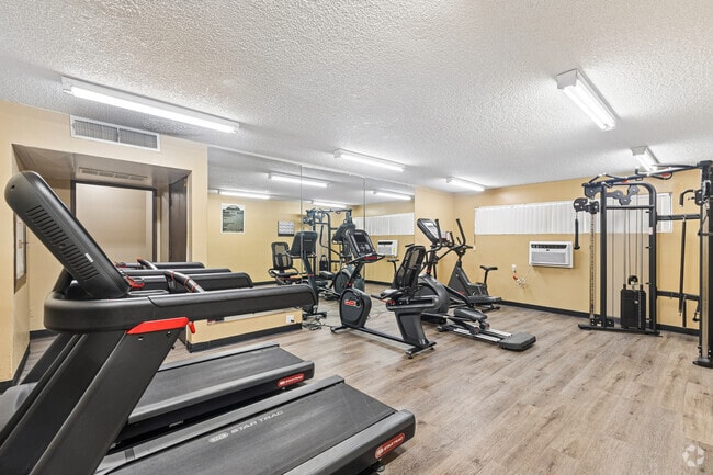 Gimnasio - Kingswood Village Unidad 137