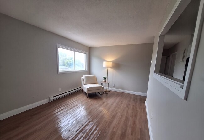 Photo - Elmwood Place Apartments