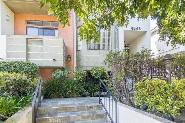 Photo - 4543 Willis Ave