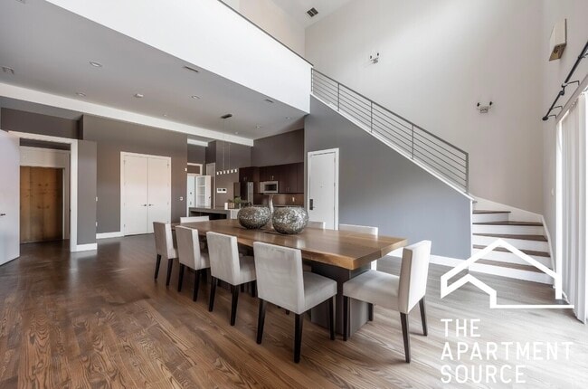 Photo - 1008 W Lake St Unidad 2