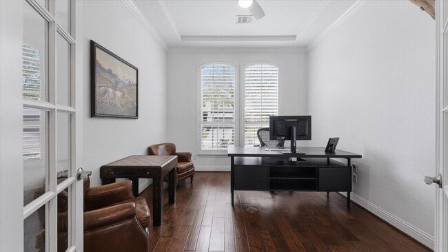 Photo - 14 Whispering Thicket Pl