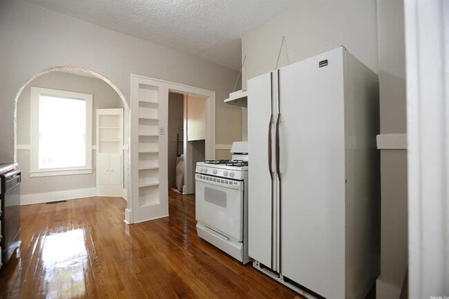 Photo - 3430 N Cypress St