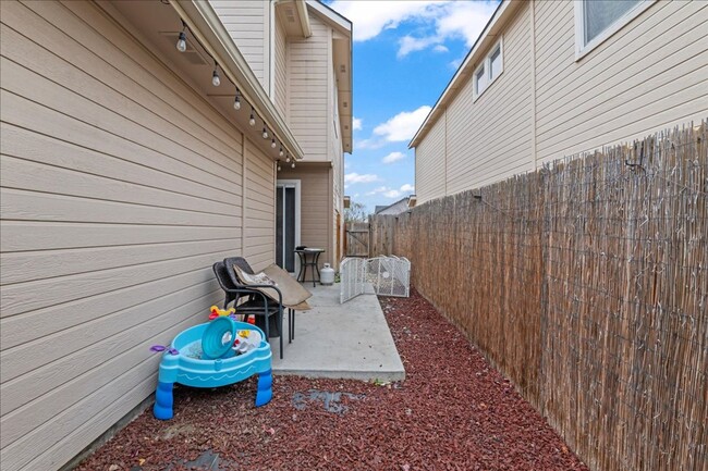 Photo - 3 Bedroom 2 Bathroom Home in Meridian