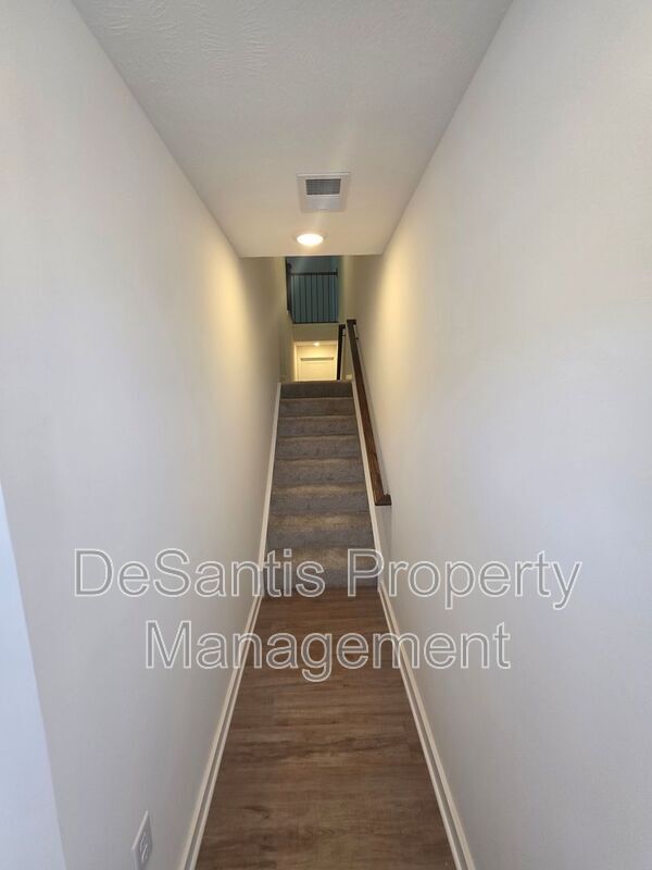 Photo - 1806 Canterbury Dr
