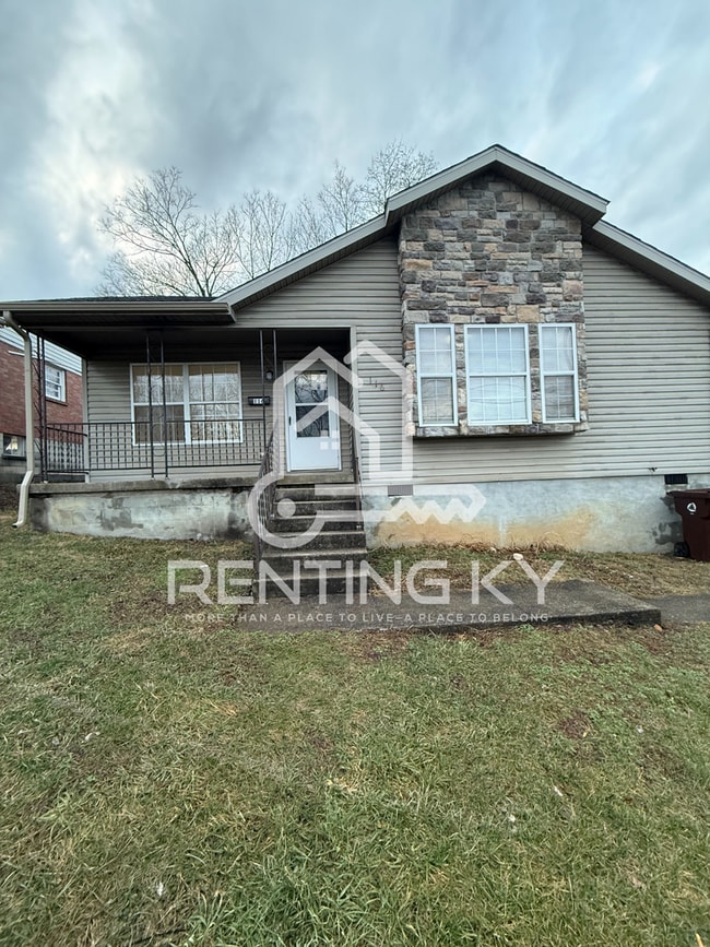 Building Photo - Newly Renovated 3-Bed, 2-Bath House!