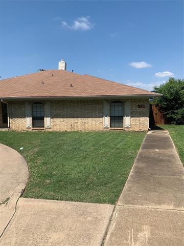 Photo - 1520 Parkside Dr
