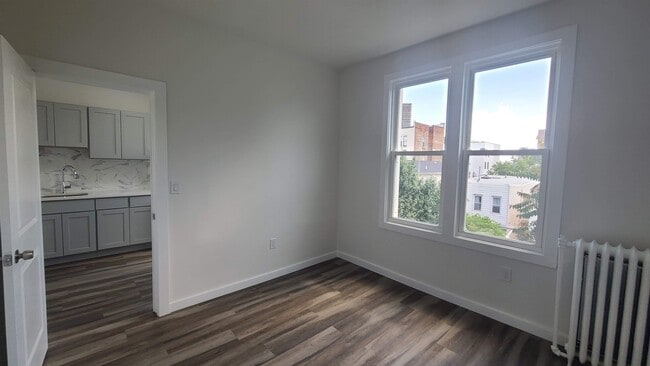 Photo - 113 63rd St Unidad 2