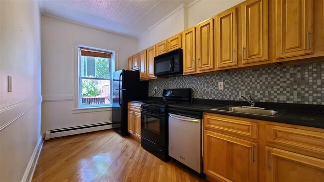 Photo - 955 JFK Blvd E Unidad 2