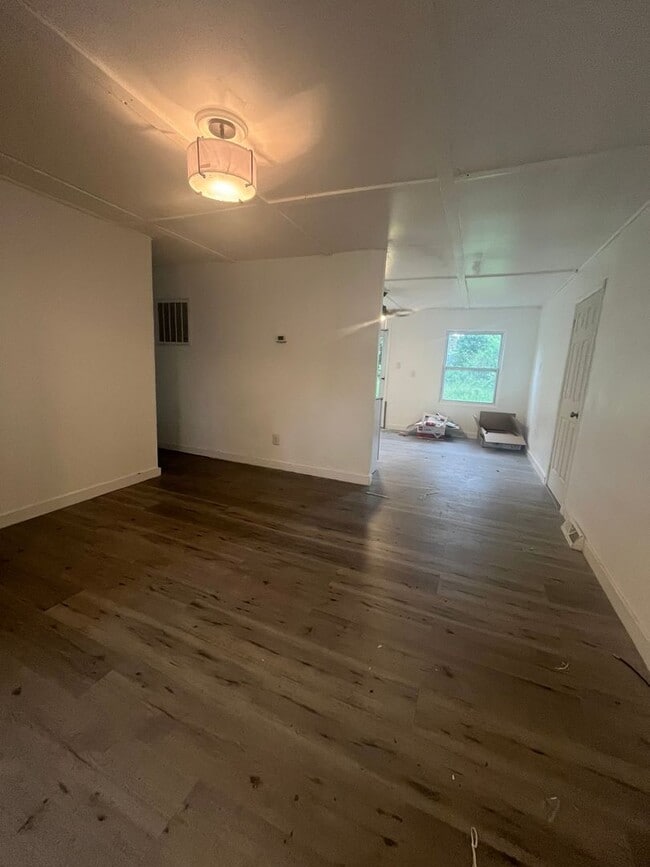 Photo - 4 bedroom Section 8 Approved Home