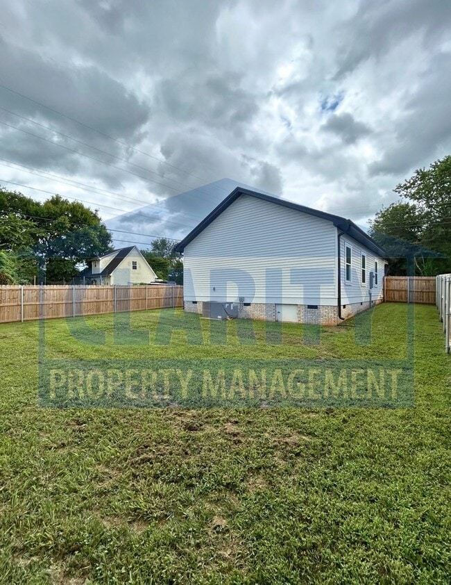 1513 Huff Ave SW