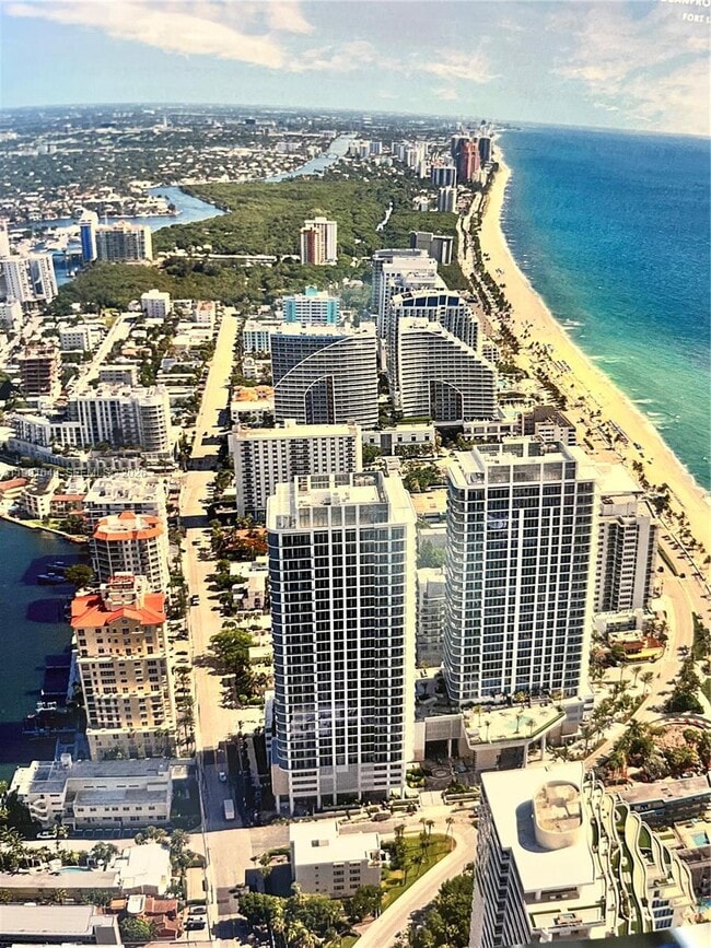 Building Photo - 153 N Seabreeze Blvd Unit 1703