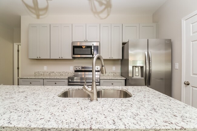 Photo - 213 Sycamore Cv Rd